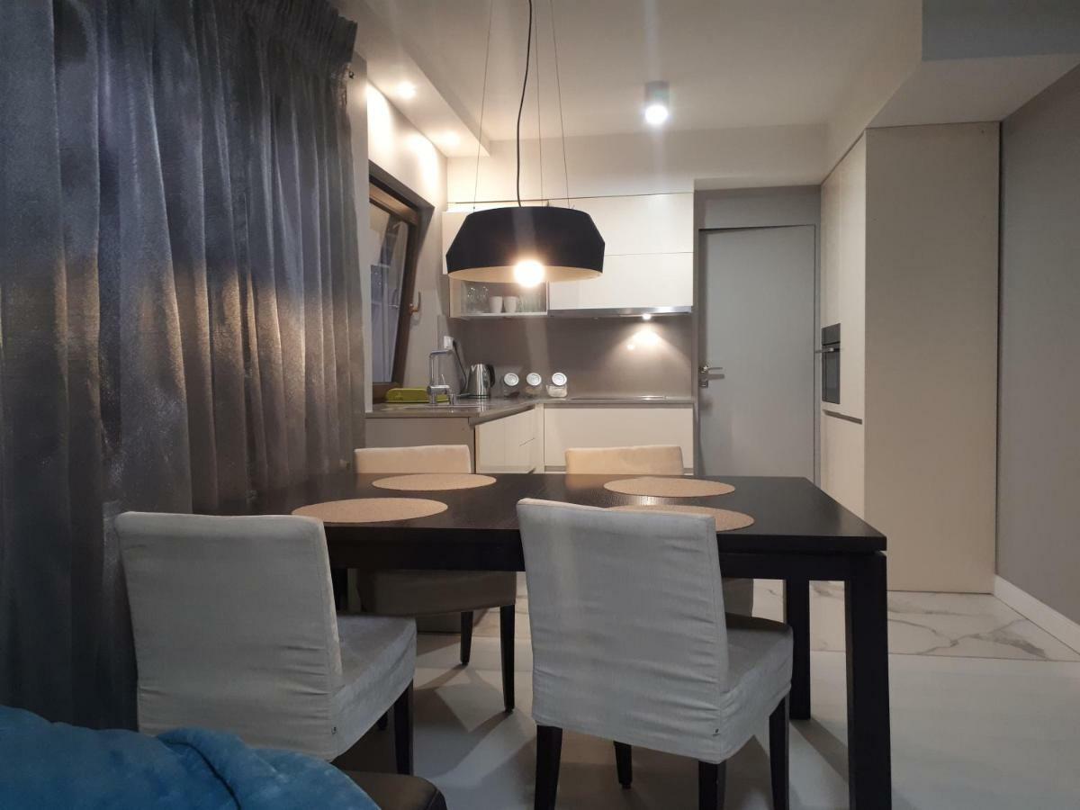 Apartamenty Centrum- Kochanowskiego -Dawniej Two-Bedroom Apartment 지엘로나구라 외부 사진