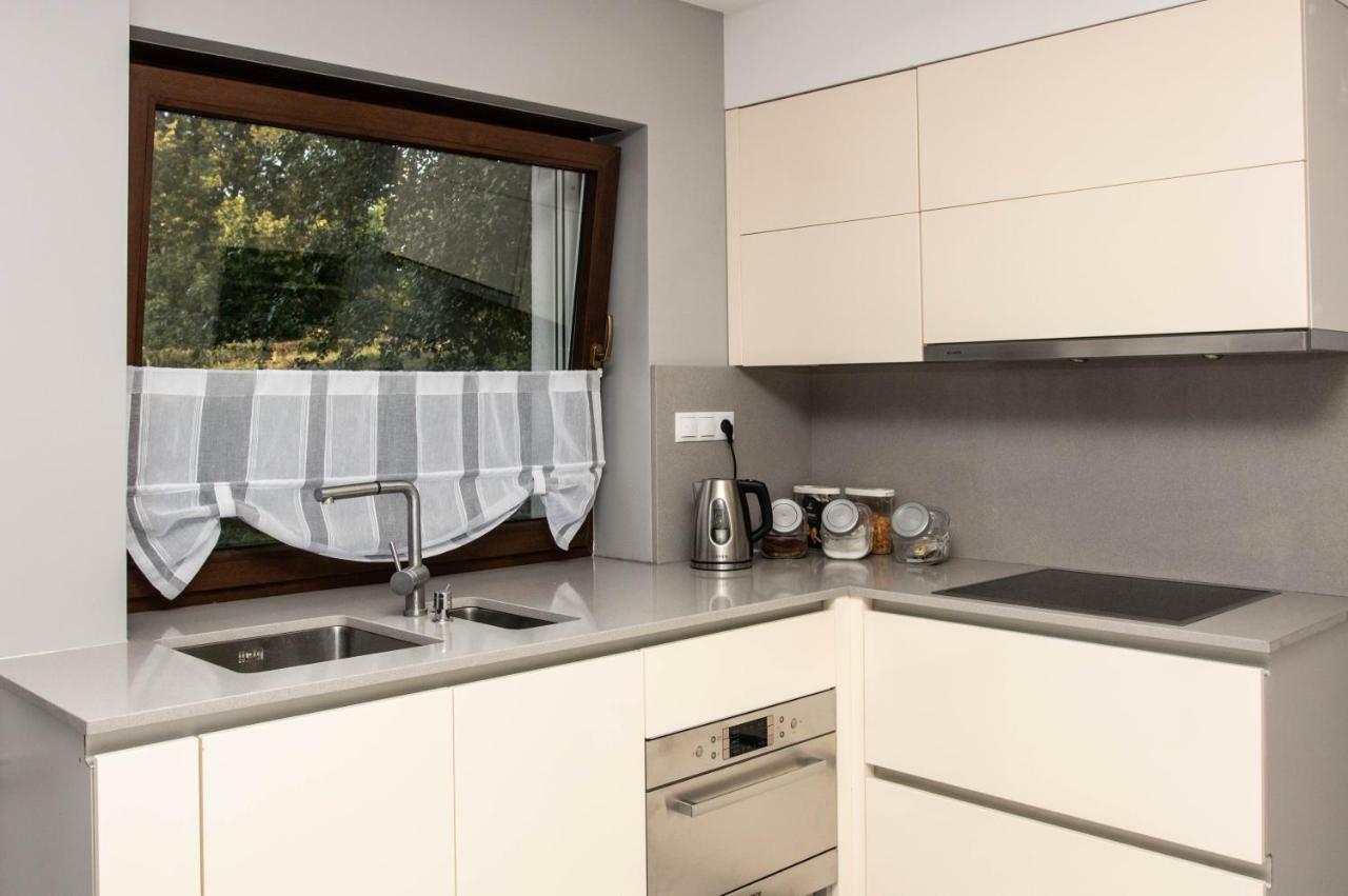 Apartamenty Centrum- Kochanowskiego -Dawniej Two-Bedroom Apartment 지엘로나구라 외부 사진